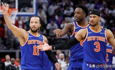 包含风云变幻！球员表现突出带队取胜！的词条