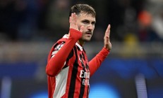 B体育网址-AC米兰惨遭逆转，错失领先优势的简单介绍