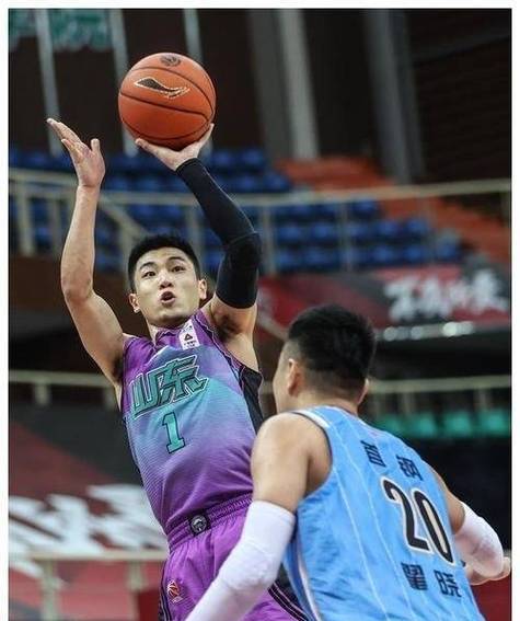 包含上海男篮在客场逆袭，战胜北控男篮的词条