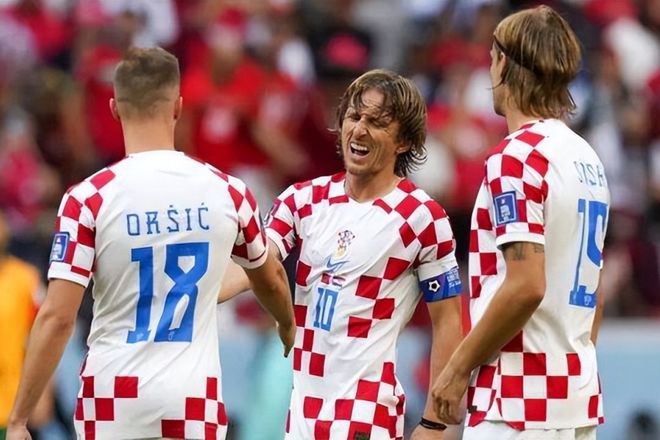克罗地亚队逆袭淘汰爱尔兰,成功晋级欧预赛四分之一决赛的简单介绍 克罗地亚队逆袭淘汰爱尔兰,成功晋级欧预赛四分之一决赛的简单介绍