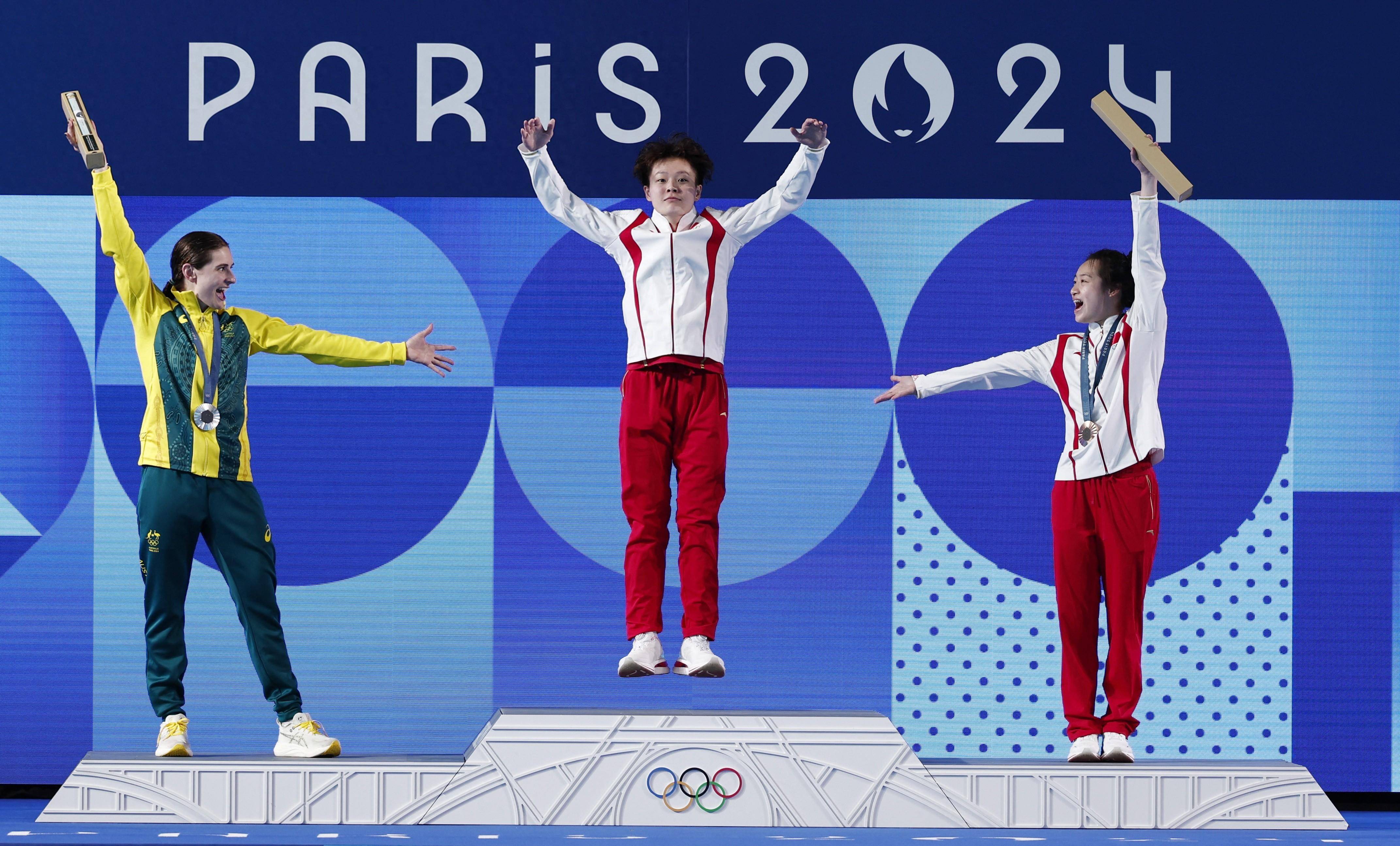 披荆斩棘,运动员再传佳讯登上冠军领奖台的简单介绍 披荆斩棘,运动员再传佳讯登上冠军领奖台的简单介绍