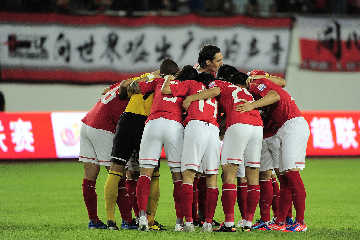 关于大连赛场：一场精彩对决掀起球迷热潮的信息